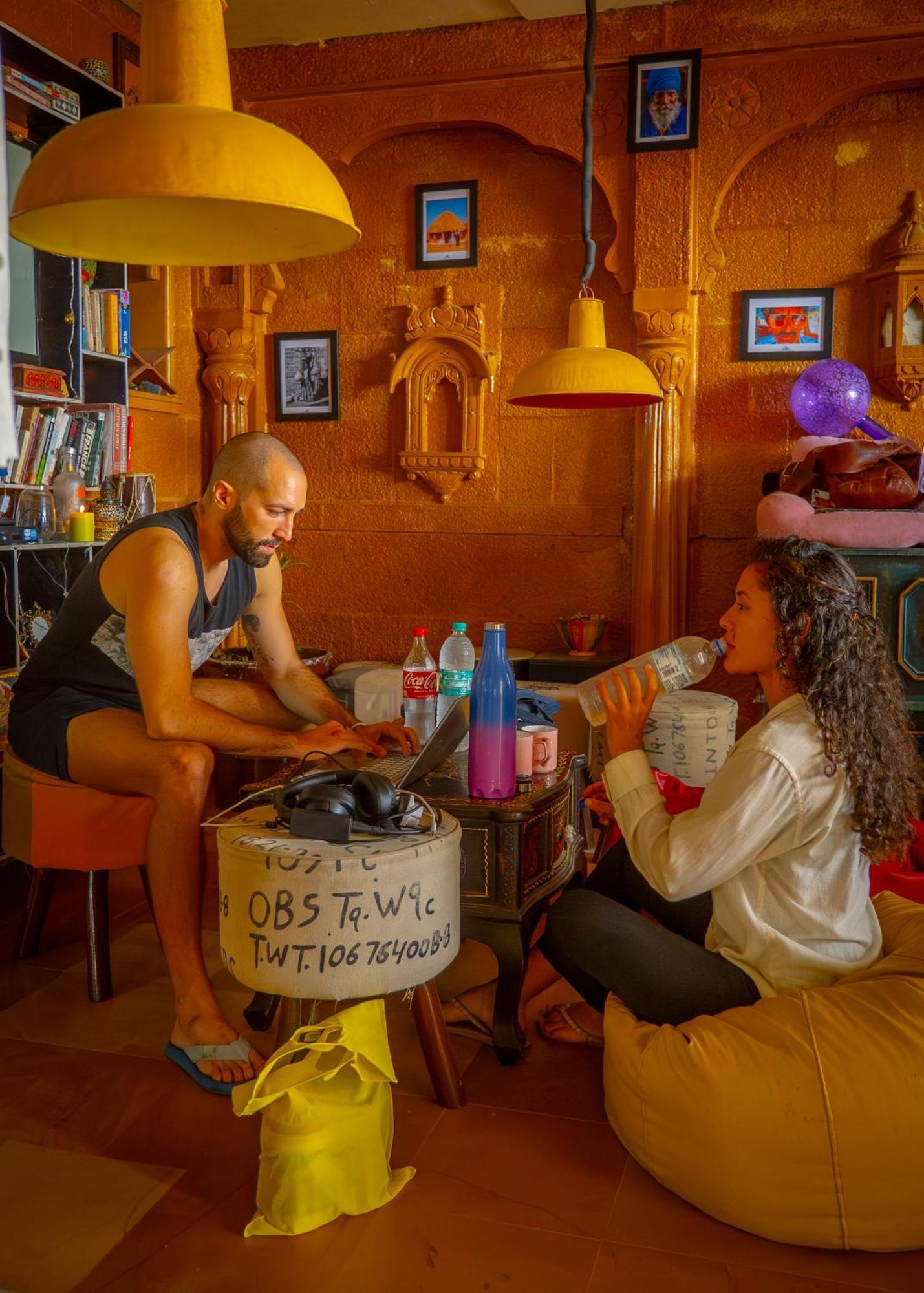 Open Road Hostel And Cafe Jaisalmer Esterno foto